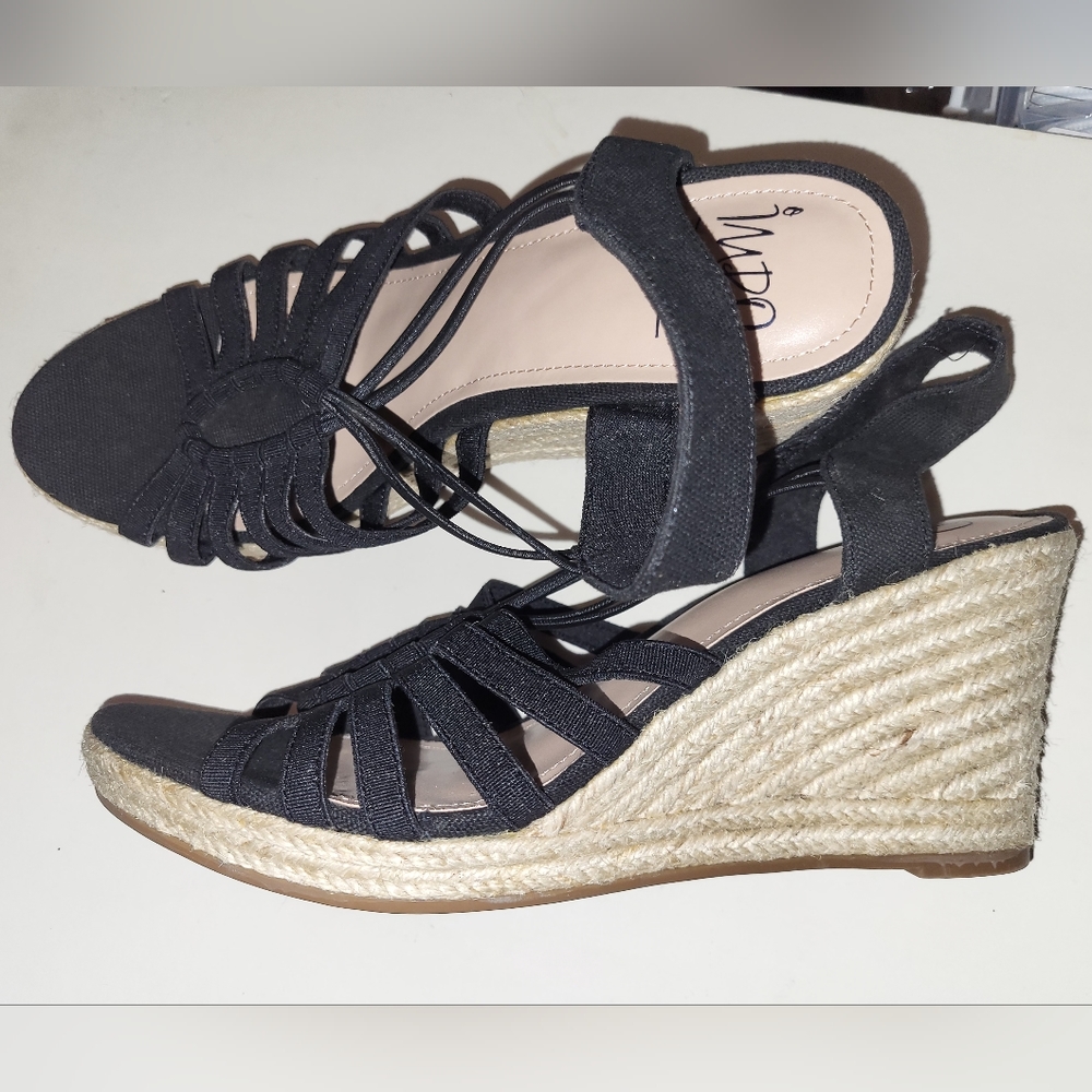 NWOT Black Impo Stretch Espadrille Sandals sz 9 - Picture 2 of 3